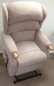 Linton lift & rise recliner