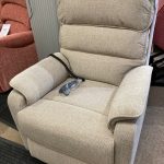 LRV dual motor riser recliner